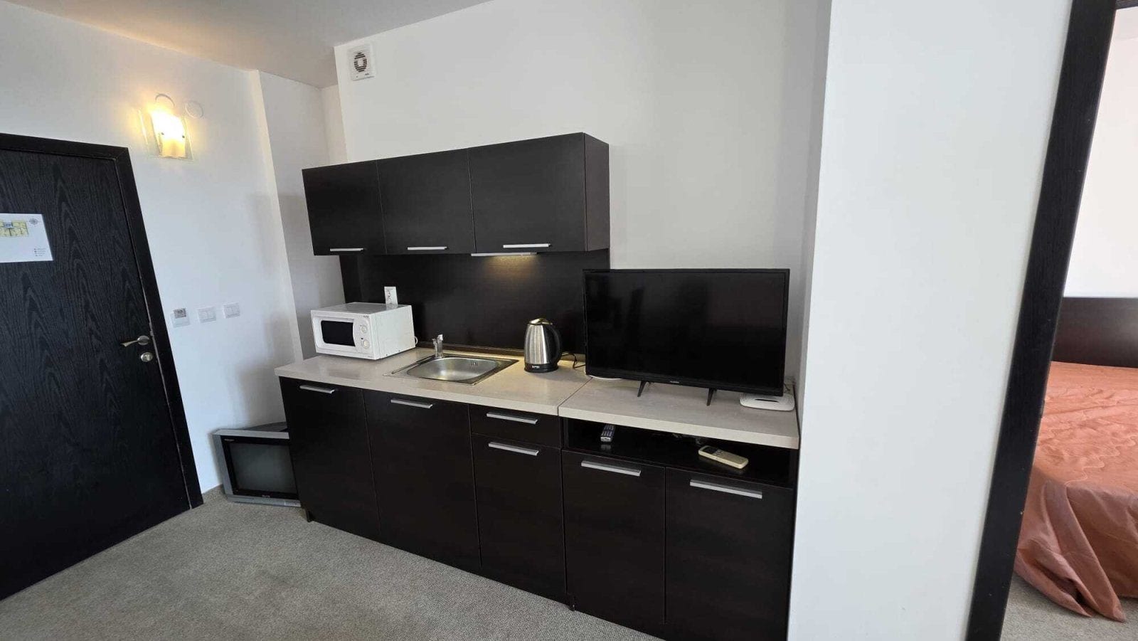 Apartment 1+1 in the Atlantis Complex, Sarafovo, Bulgaria