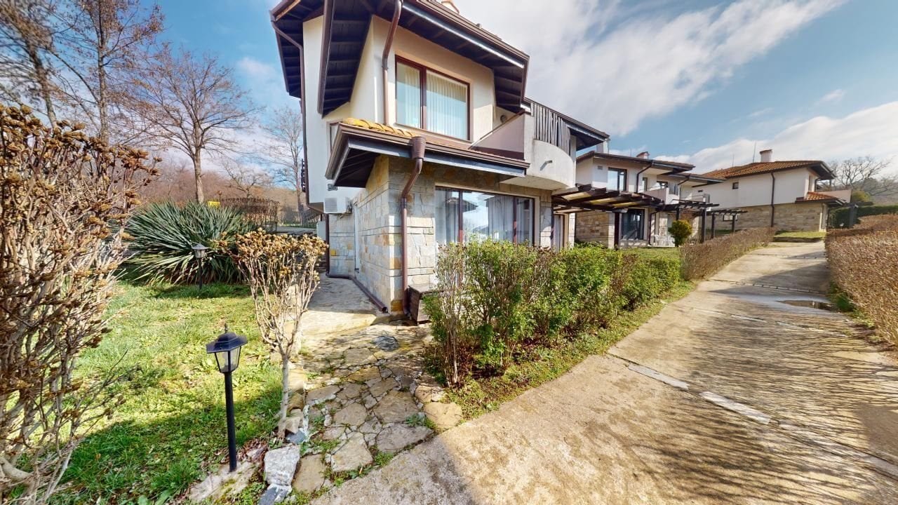 3-room apartment in the Bay View Villas complex, Kosharitsa