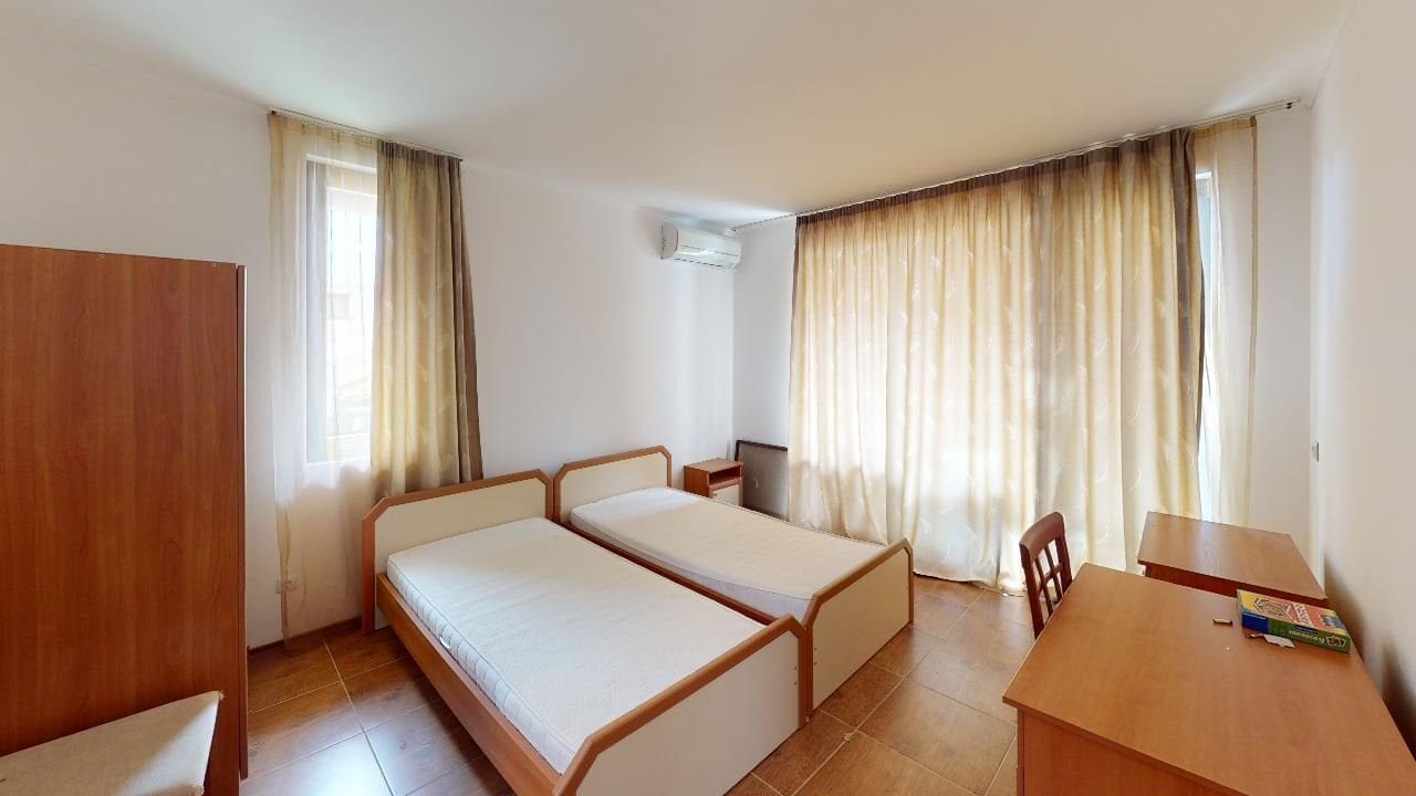 3-Room Apartment in Bay View Villas Complex, Kosharitsa, Bulgaria