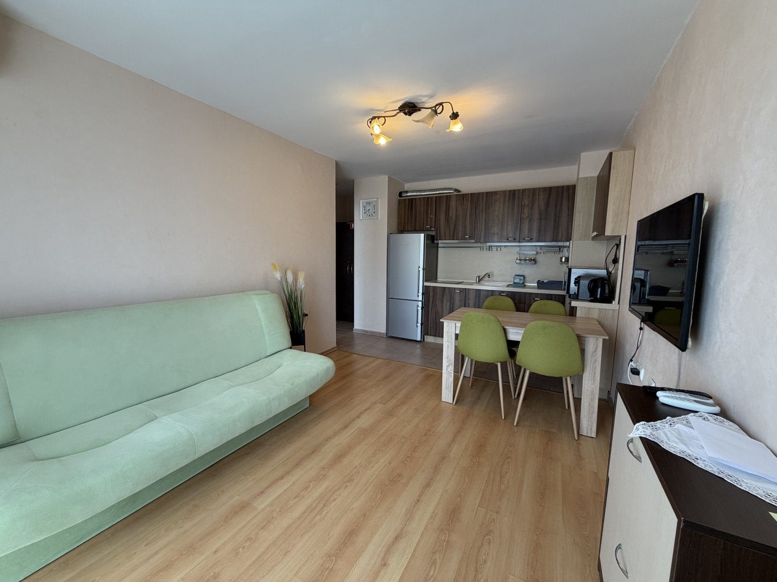 Двустаен апартамент в Prestige Fort Beach, Свети Влас, България – 105 кв.м, пети етаж, асансьор