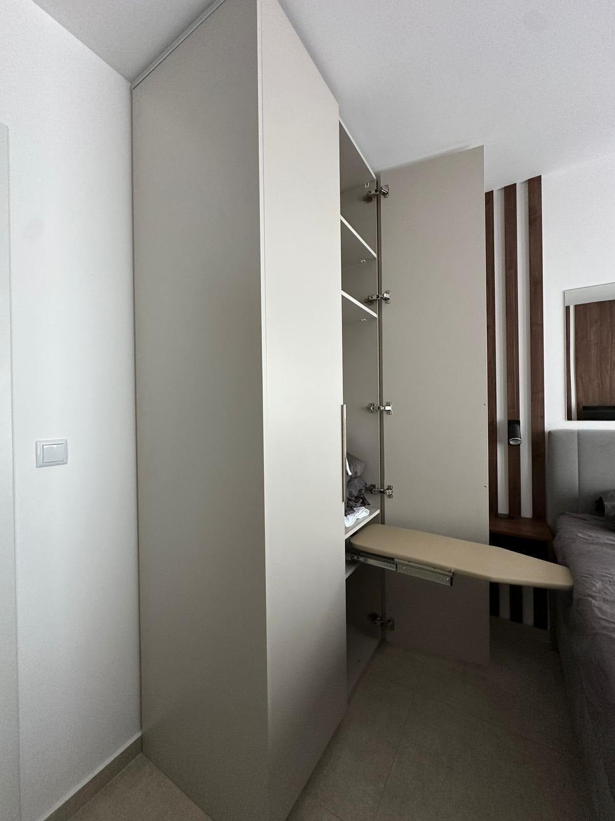 Apartment in the Polar Star complex