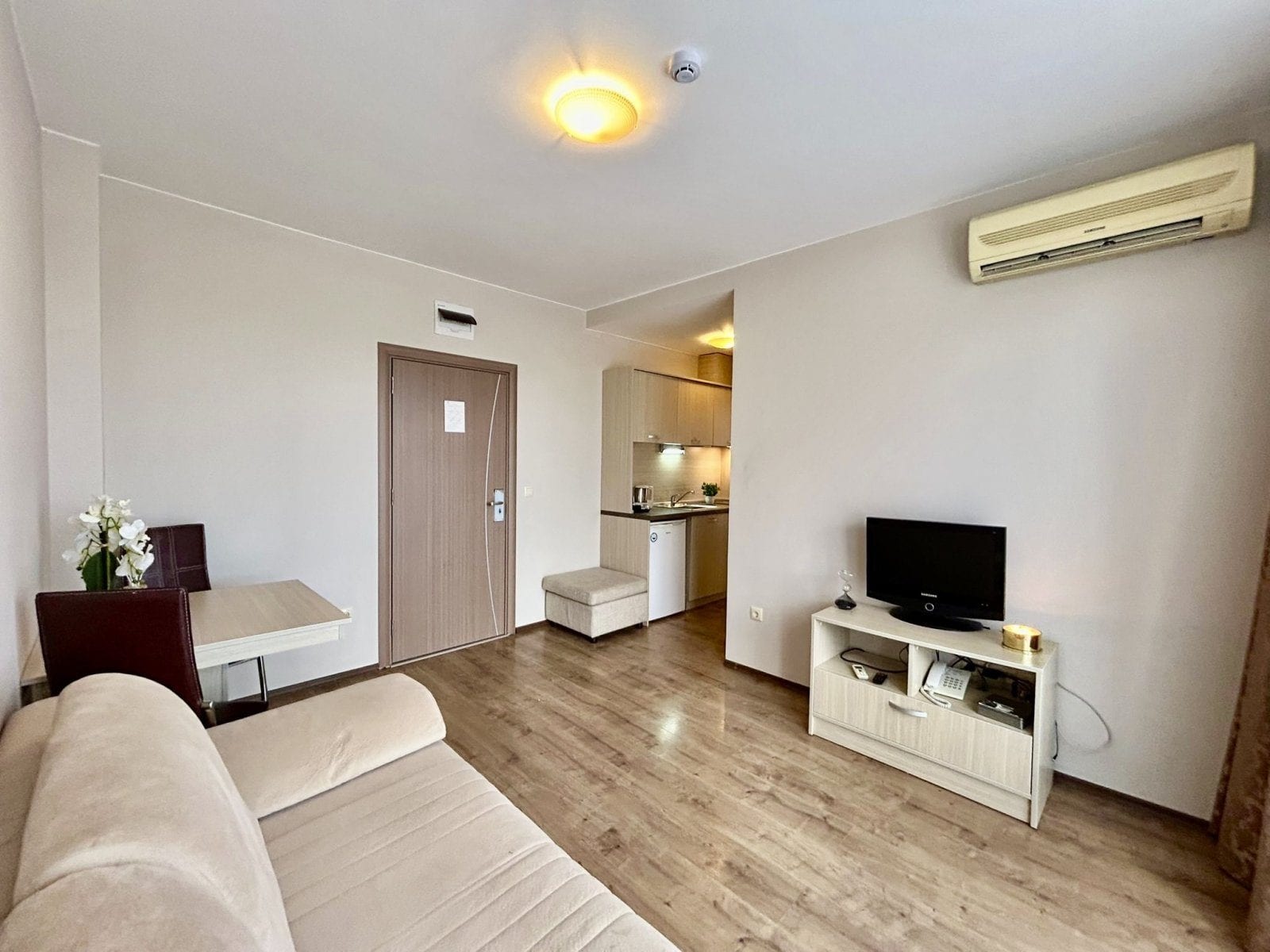 2-room apartment in Tarsis 3, Sunny Beach, Bulgaria