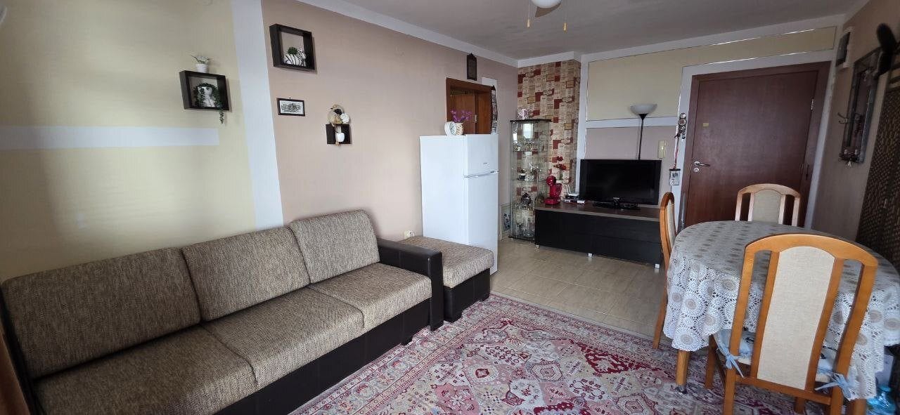 2-room apartment with sea view in the Etara 3 complex, Sunny Beach, Bulgaria.
