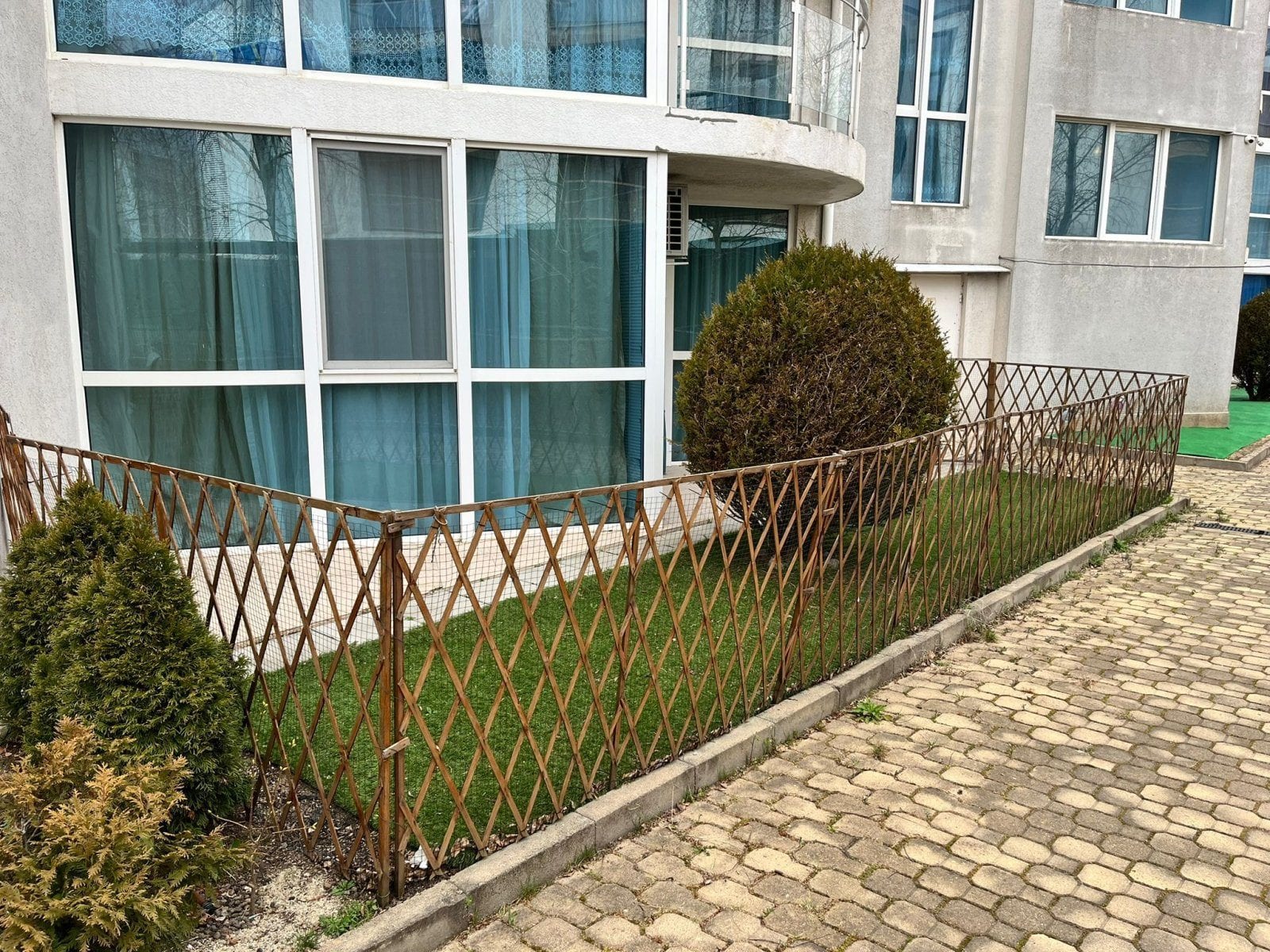 2-room apartment in the Atlantis Complex, Sarafovo, Bulgaria