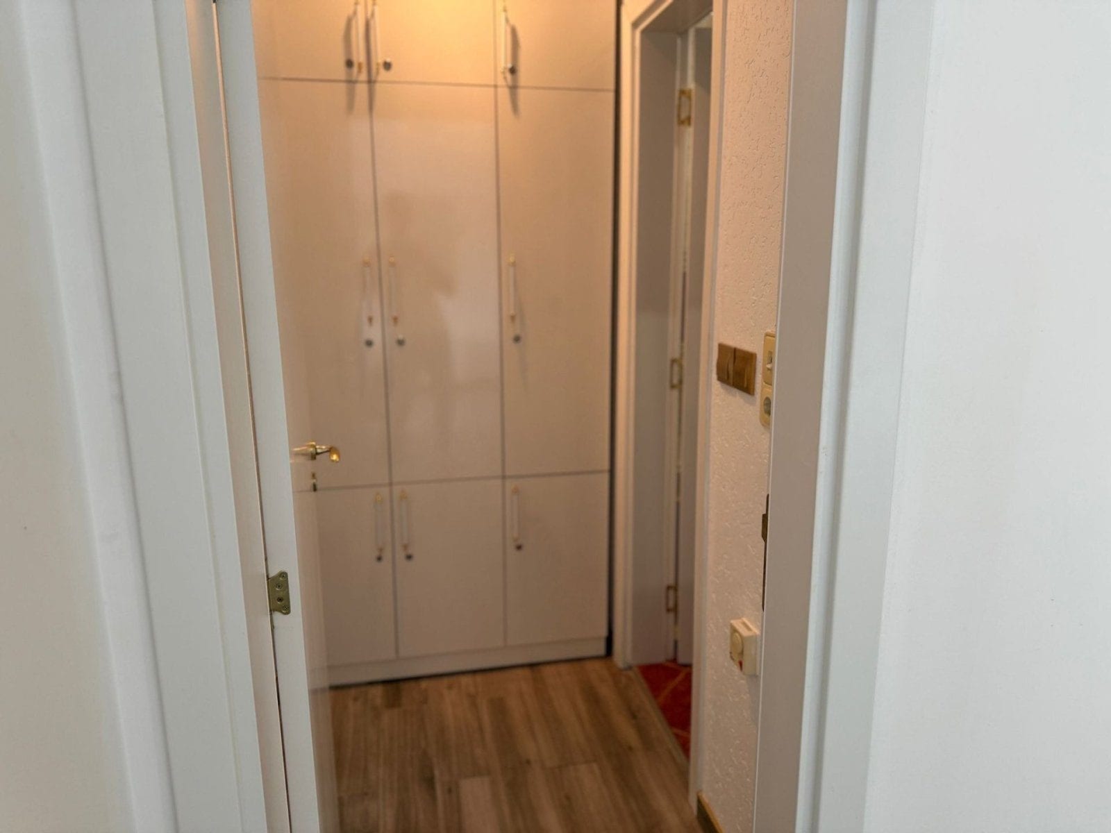 Квартира с 2 комнатами площадью 67 м² на первой линии моря в комплексе Privilege Fort Beach в Свети Влас, Болгария.