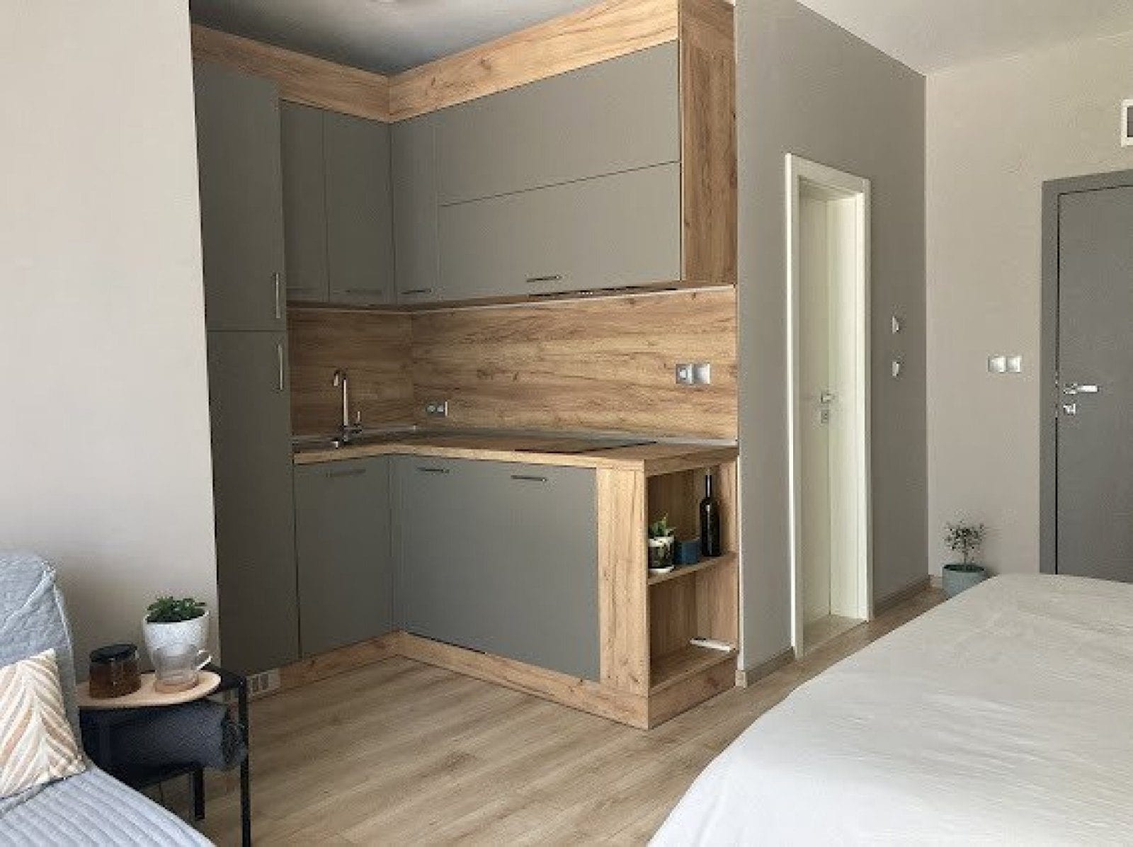 Fully furnished studio with a beautiful view of the sea and the pool in a new, luxurious complex – Open Sea Residence, Byala, Bulgaria